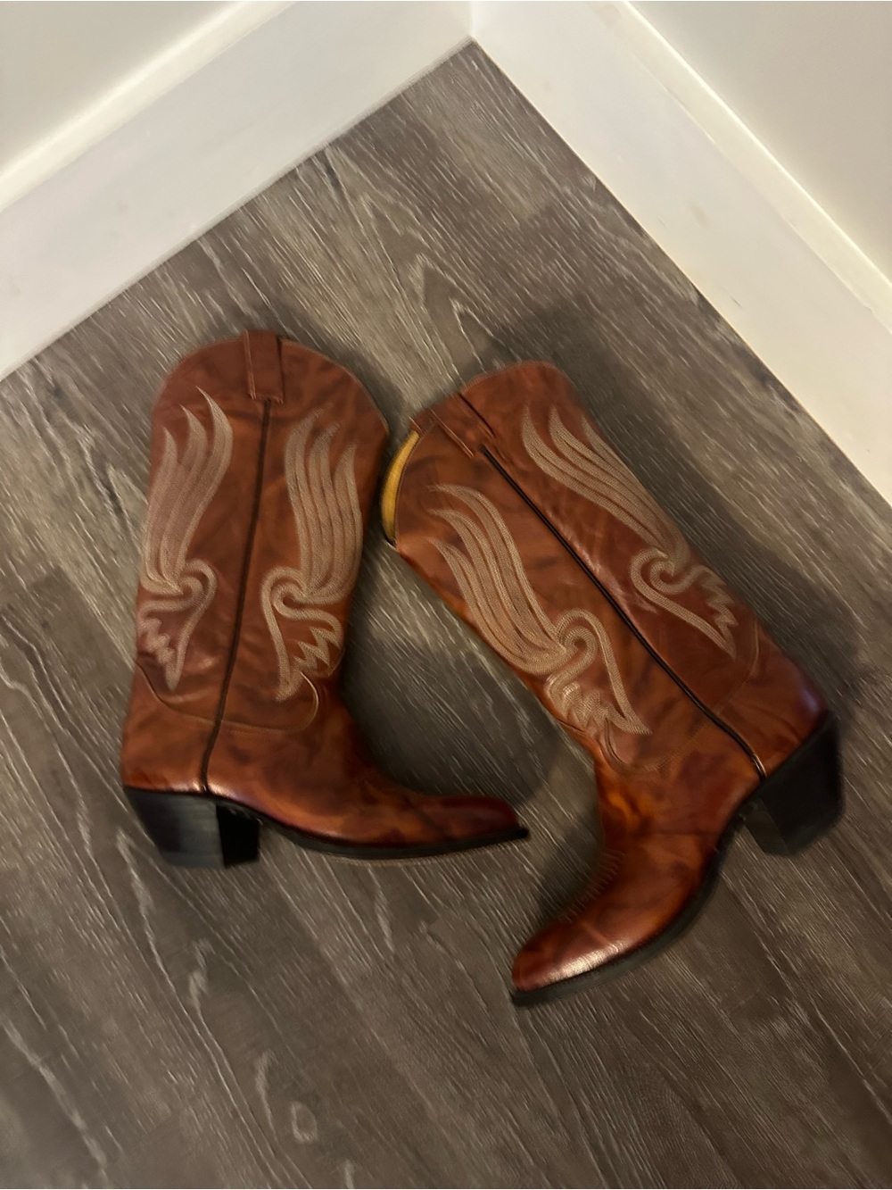 NEW Vintage Tony Lama Brown Leather Cowboy Boots-8 - Picture 3 of 7